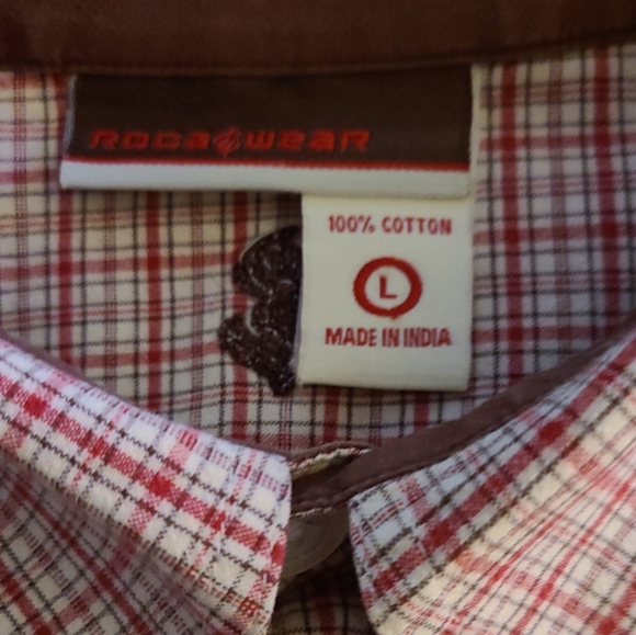 ROCA WEAR .men shirt Size Large. - Picture 2 of 6